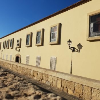 Fachada Hospital del Rey 01