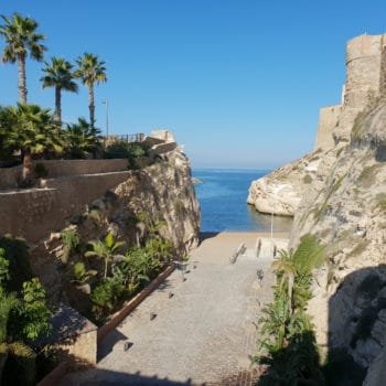 Conociendo nuestro patrimonio Puerta y foso de Santiago
