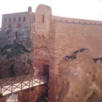 Baluarte desde la Ctra. de la Alcazaba