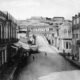Calle Cándido Lobera. A la derecha el edificio de El Telegrama del Rif