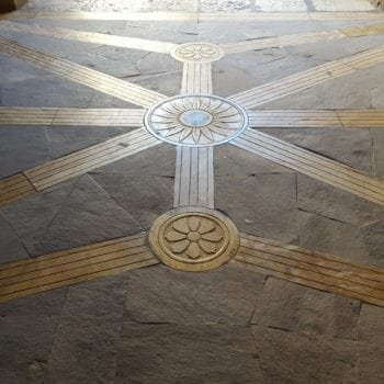 Capilla de Santiago, suelo