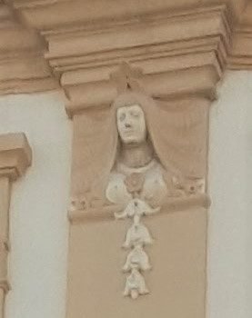 Decoración con motivos femeninos