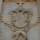 Detalle escudo Puerta de Santiago