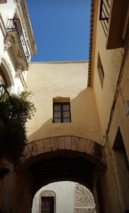 Hospital de San Francisco desde calle San Miguel