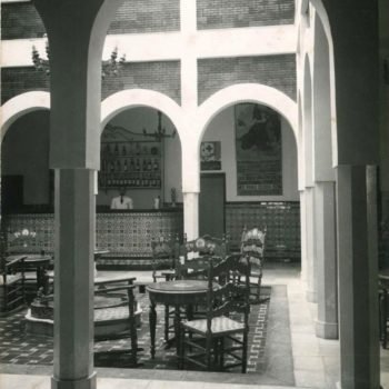 Antiguo Hotel Rusadir. Patio . Archivo General de Melilla