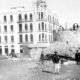 Derrumbe de la Torre Santa Bárbara en 1911. Actual emplazamiento del banco