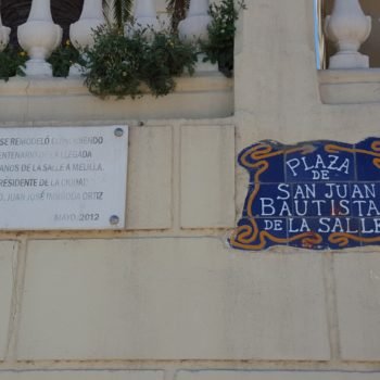 Colegio La Salle El Carmen. Nombre de la Plaza y placa conmemorativa