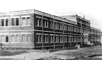 Ala de ampliación del hospital de la Cruz Roja en 1926