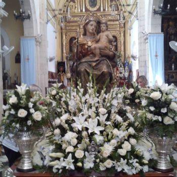 Virgen de la Victoria en su trono. Iglesia de la Purísima Concepción