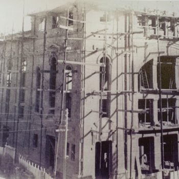 Teatro Kursaal en construcción. Fotografía de El teatro KURSAAL CAM